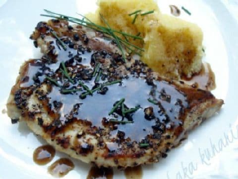 Glazed pork chops