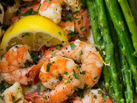 Shrimp and Asparagus Foil Packs with Garlic Lemon Butter Sauce
